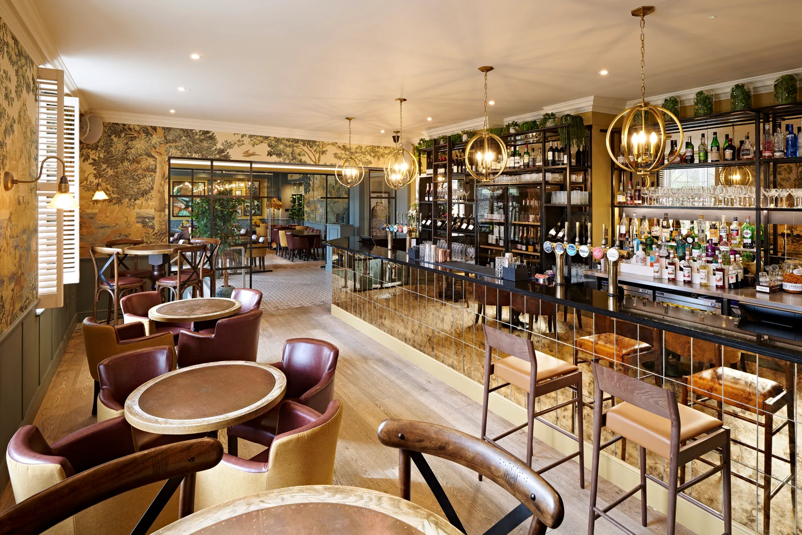 Eighteen Restaurant & Bar